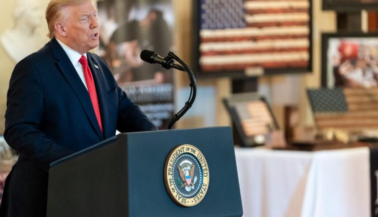 Gran jurado de Manhattan vota para acusar a Trump: el expresidente lo considera "persecusión política"