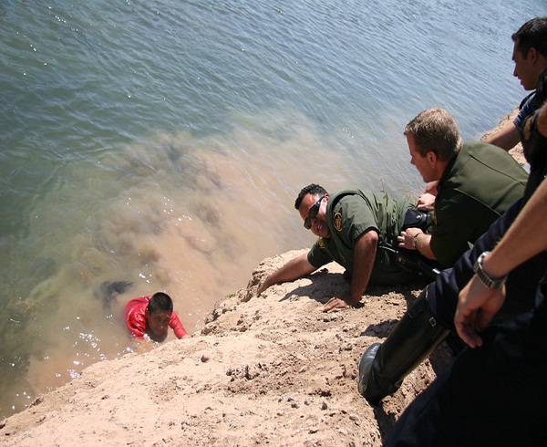 Autoridades mexicanas han rescatado 19 cuerpos de migrantes fallecidos en río Bravo