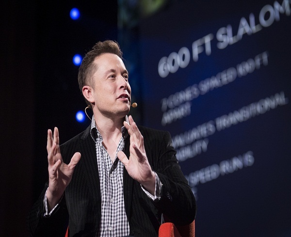 Elon Musk suspende compra de Twitter hasta conocer el número de bots y cuentas falsas