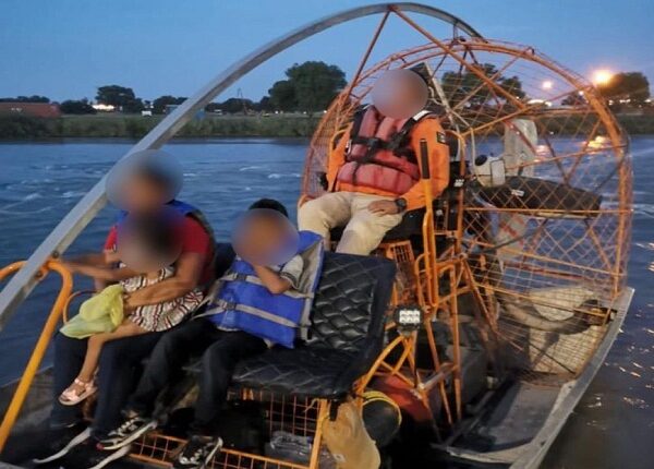 México rescata tres cuerpos en el Río Bravo y salva a dos niños de morir ahogados