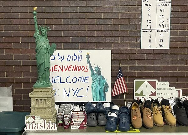 Alcalde de Nueva York abrirá quinto albergue para darle asistencia a 1.000 migrantes