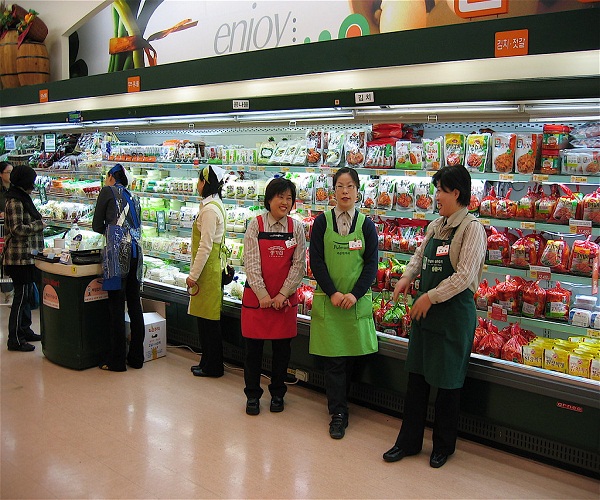 Cadena de supermercados Giant Food pagará multas por discriminar a trabajadores migrantes