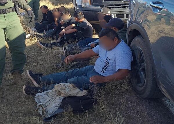 Patrulla Fronteriza registró 251.000 arrestos de migrantes en Tucson, Arizona