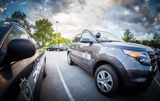 Policía de Kansas responde a una amenaza en línea contra escuela Blue Valley