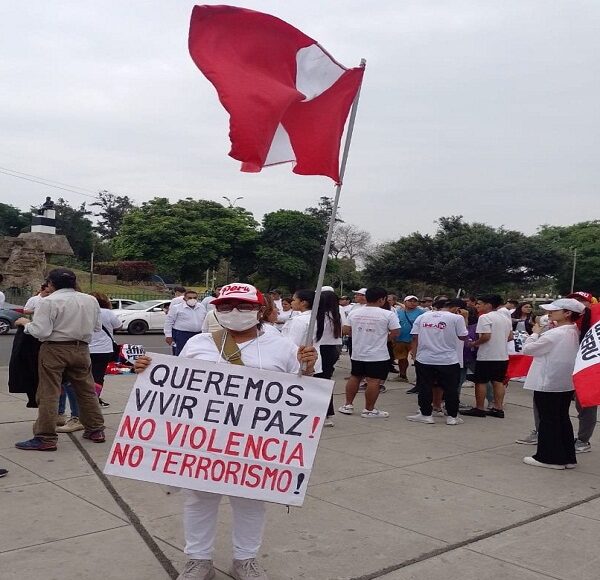 Asciende a 26 la cifra de muertos durante las protestas en Perú