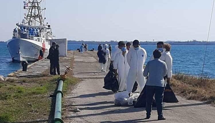 EEUU retorna a 16 migrantes irregulares a Cuba