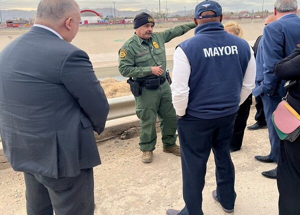 Eric Adams advierte que “no hay más espacio” para migrantes en Nueva York