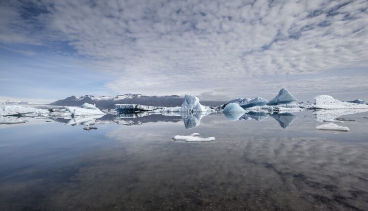 Alertan que el "glaciar del fin del mundo" de la Antártida se está derritiendo de forma inesperada
