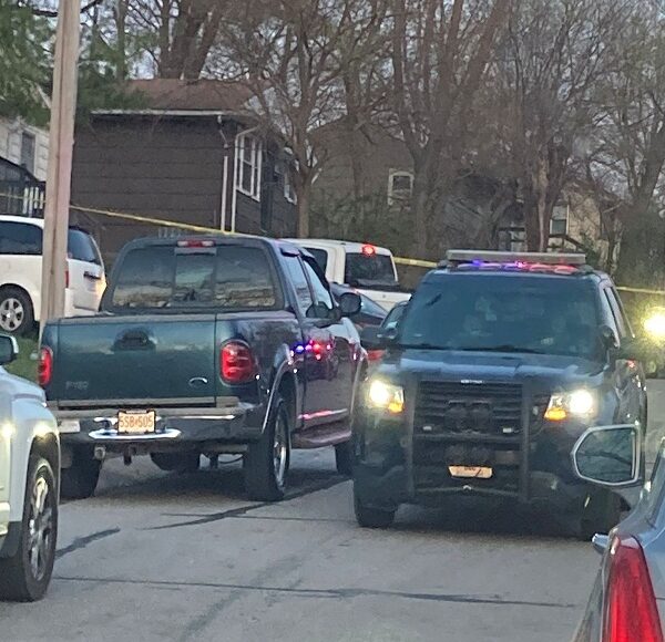 Policía de Kansas City, Missouri, investiga dos homicidios registrados en las últimas horas