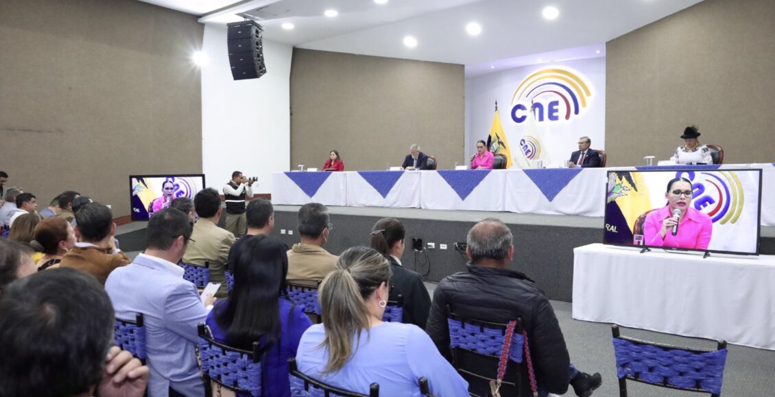 Elecciones anticipadas en Ecuador se realizarán el 20 de agosto