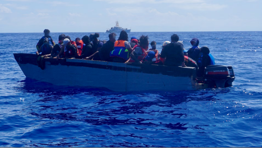 75 migrantes fueron repatriados por guardacostas de EEUU a República Dominicana