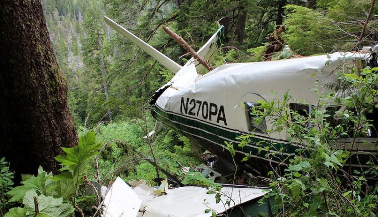 Avión privado se estrella en Virginia tras generar alarma en Washington