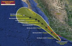 Autoridades alertan que la tormenta tropical "Beatriz" se intensifica en la costa del Pacífico mexicano