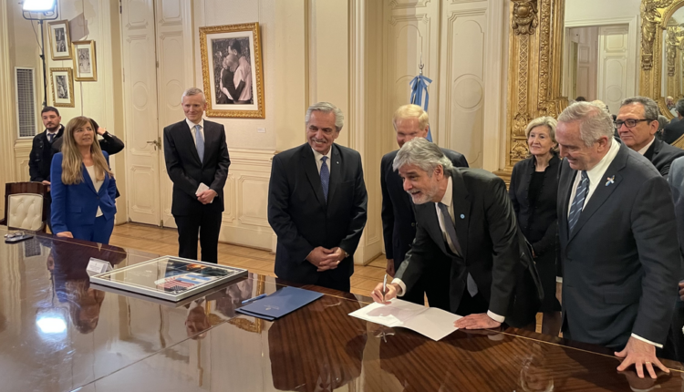 Argentina se convierte en el nuevo signatario de los Acuerdos de Artemis