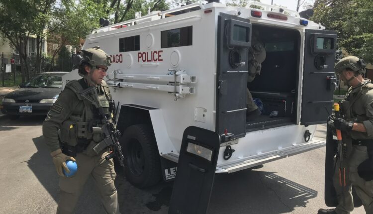 Seis muertos, 20 heridos en tiroteos en Chicago este fin de semana