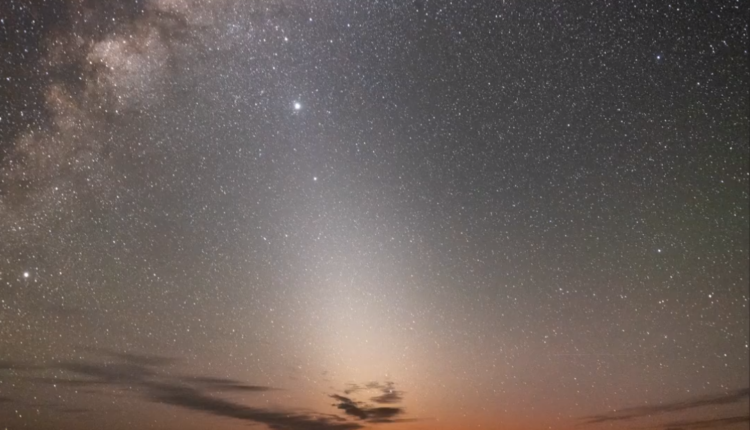 La luz zodiacal, Venus y la última superluna del 2023 protagonizan el cielo de septiembre