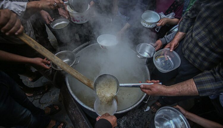 OMS insta a Israel a levantar el bloqueo para que llegue la ayuda humanitaria a Gaza