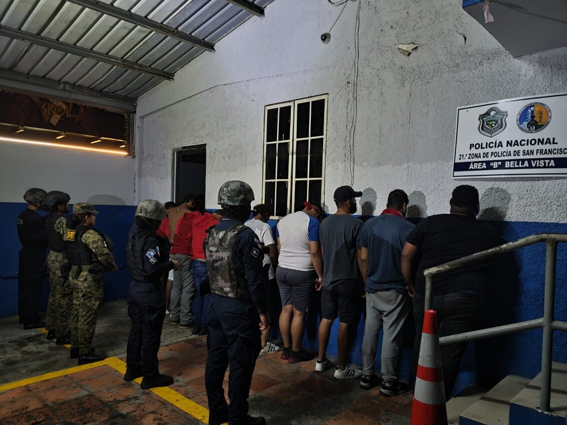 217 personas detenidas en protestas contra renovación de un contrato minero en Panamá