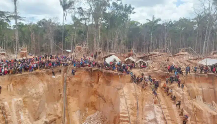 Nicolás Maduro 15 personas fallecieron por derrumbe en mina al sureste de Venezuela