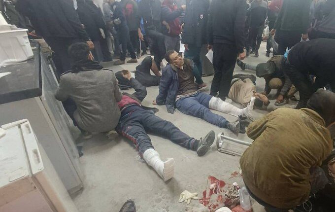 Palestinos asesinados mientras esperaban ayuda en Gaza, dice el Ministerio de Salud