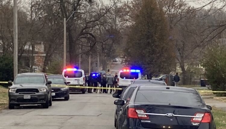 Dos adolescentes hospitalizados tras recibir disparos durante tiroteo en Kansas City, Missouri