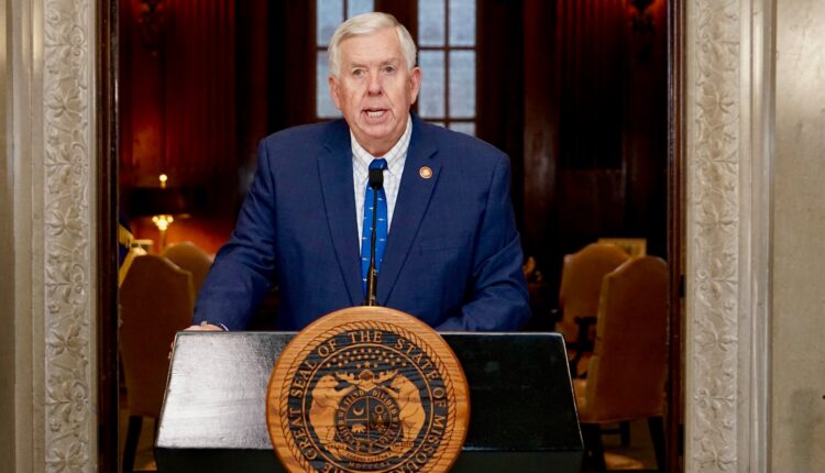 Gobernador de Missouri conmuta la sentencia al hijo del entrenador de los Kansas City Chiefs