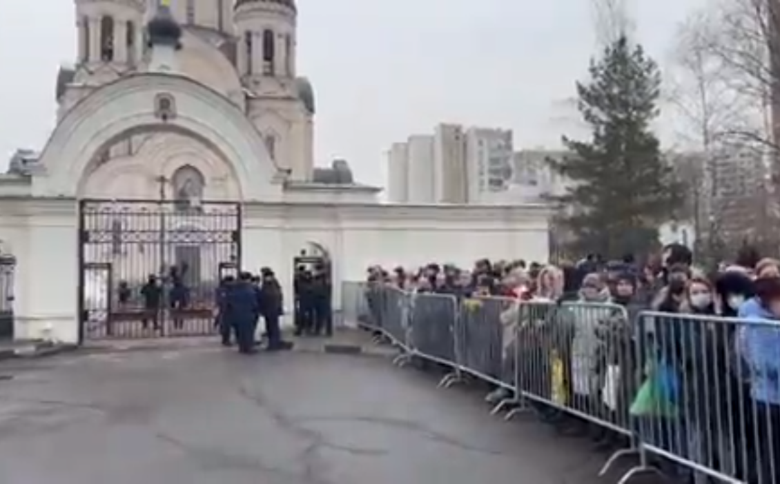 Moscú blinda el funeral del opositor ruso Navalny con fuertes medidas de seguridad