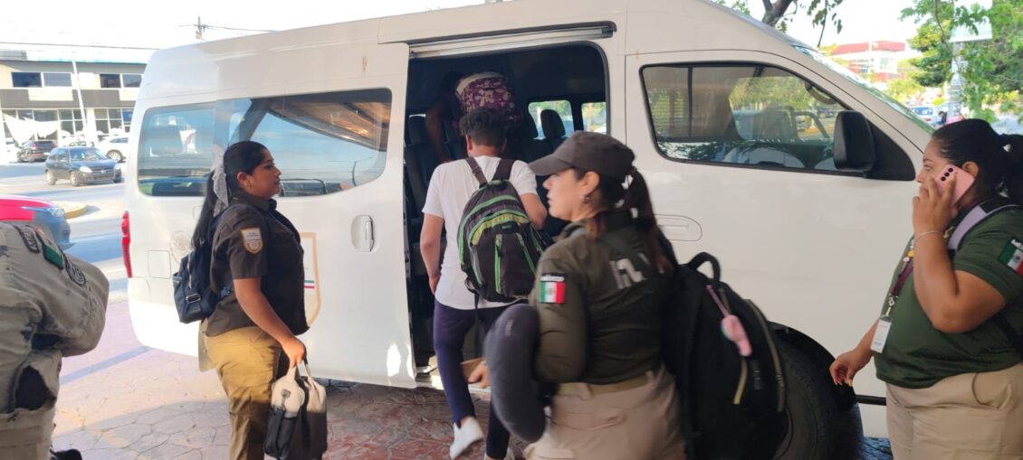 México recibe a 28 migrantes de Cuba rescatados en alta mar por un crucero internacional