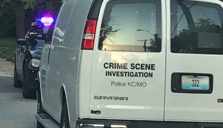 Investigan dos homicidios en Kansas City
