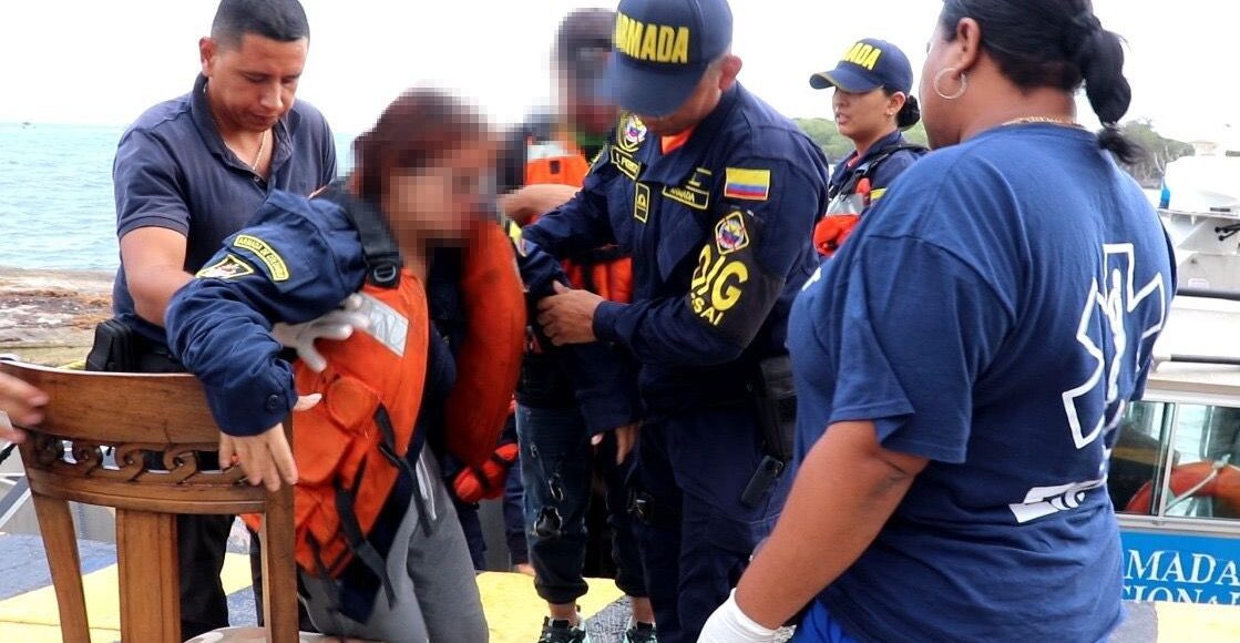 Un migrante muere y 15 son rescatados tras naufragio en San Andrés, Colombia