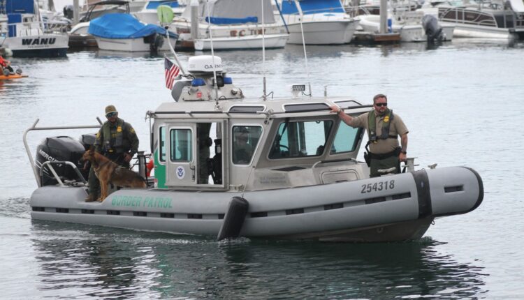 EEUU acusa a 19 personas de tráfico de migrantes en motos acuáticas desde México