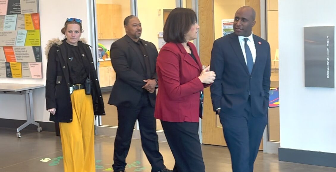 Quinton Lucas visitó Wonderscope Children's Museum