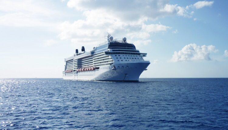 Cruceros rescatan a más migrantes frente a costas de Florida