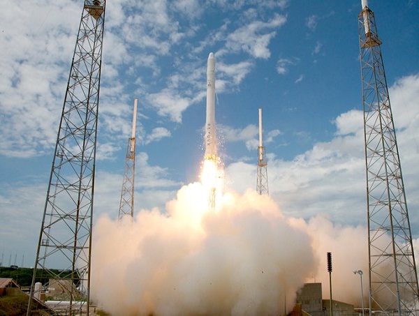 Israel lanza con éxito el satélite espía Ofek 16 al espacio