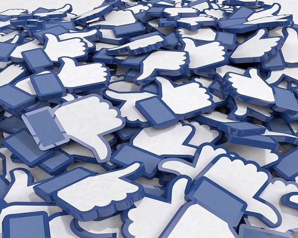 Esperan emisión de acuerdo final para que Facebook pague$ 350 a usuarios de Illinois