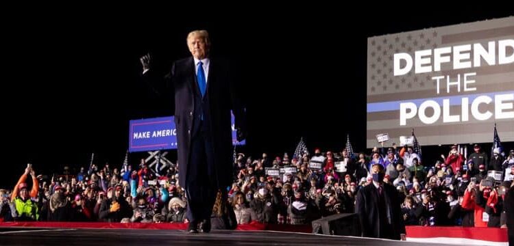 Trump llega a Nueva York: en West Palm Beach recibe apoyo de sus seguidores