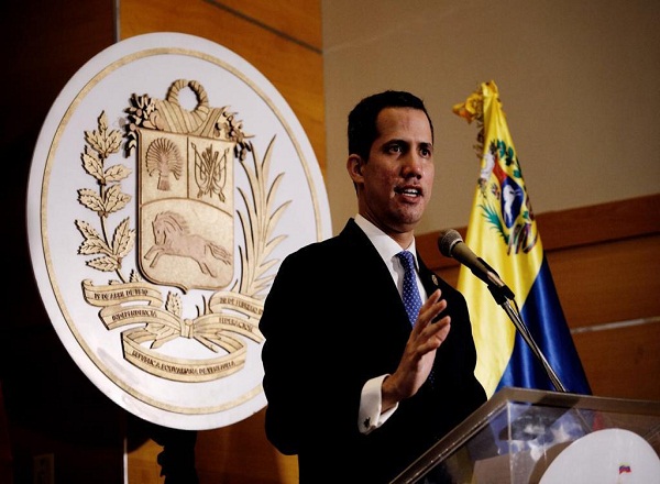 Mientras la UE esquiva estatus de Guaidó, el Parlamento Europeo sí lo apoya
