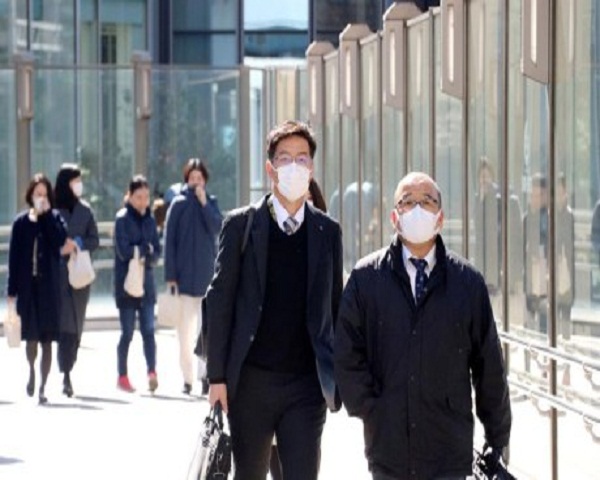 Japón declara tercer estado de emergencia sanitaria por auge en contagios de COVID-19