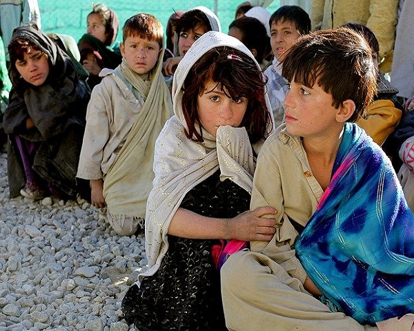 Unicef estima que la mitad de los niños afganos sufrirá desnutrición severa este año