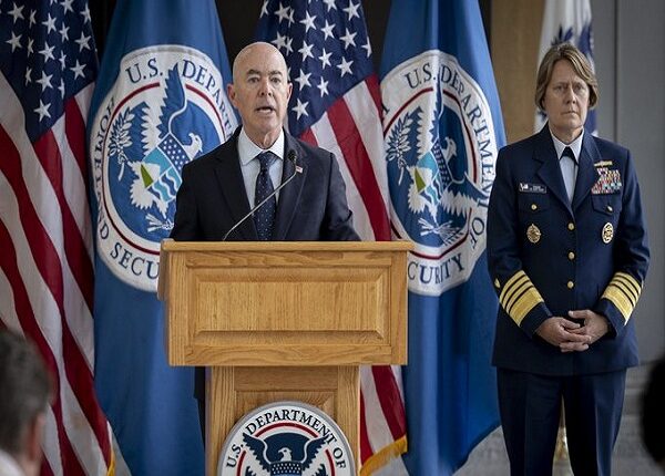 "El fin del Título 42 no significa una frontera abierta, sino todo lo contrario": Mayorkas