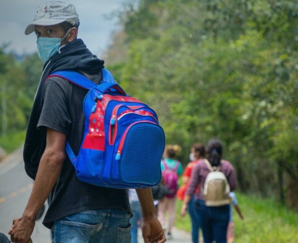 “Coyotes” han ganado USD$ 2.200 millones por tráfico de migrantes centroamericanos