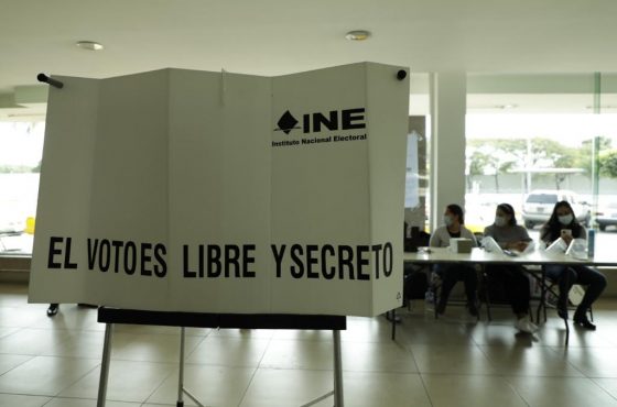 INE: 12 estados cumplen con firmas requeridas para revocar mandato de AMLO