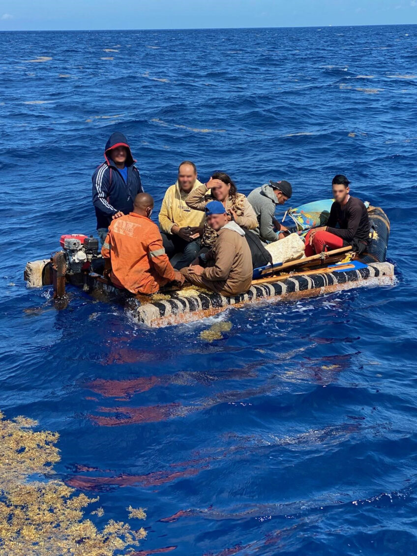 Guardia Costera de EEUU repatrió a 86 balseros cubanos