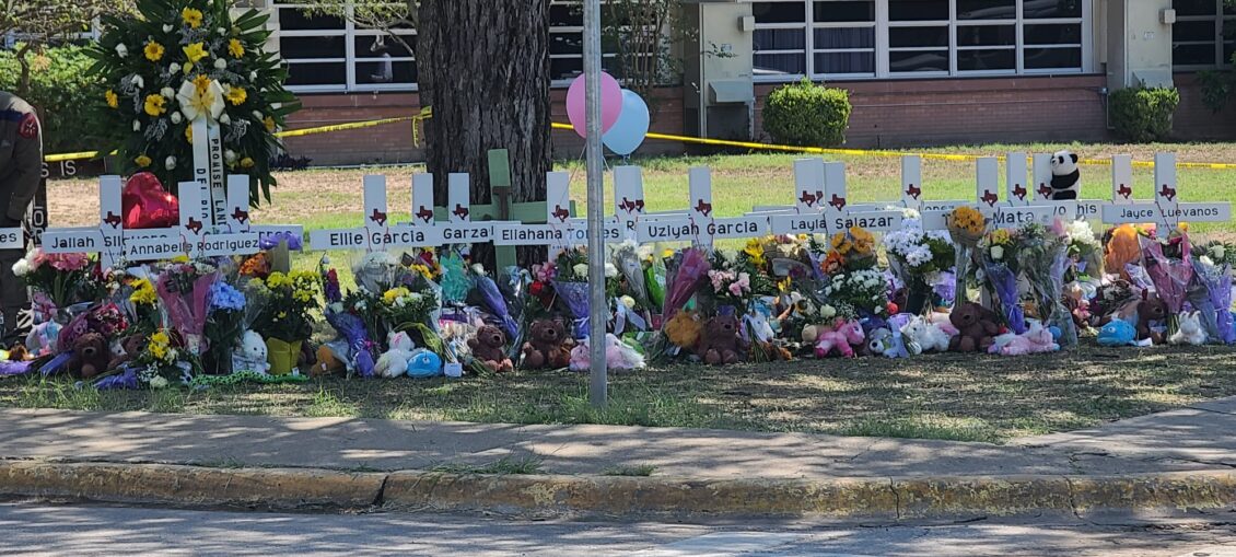 Tras masacre en escuela de Texas, NRA dice no a nuevas leyes de armas