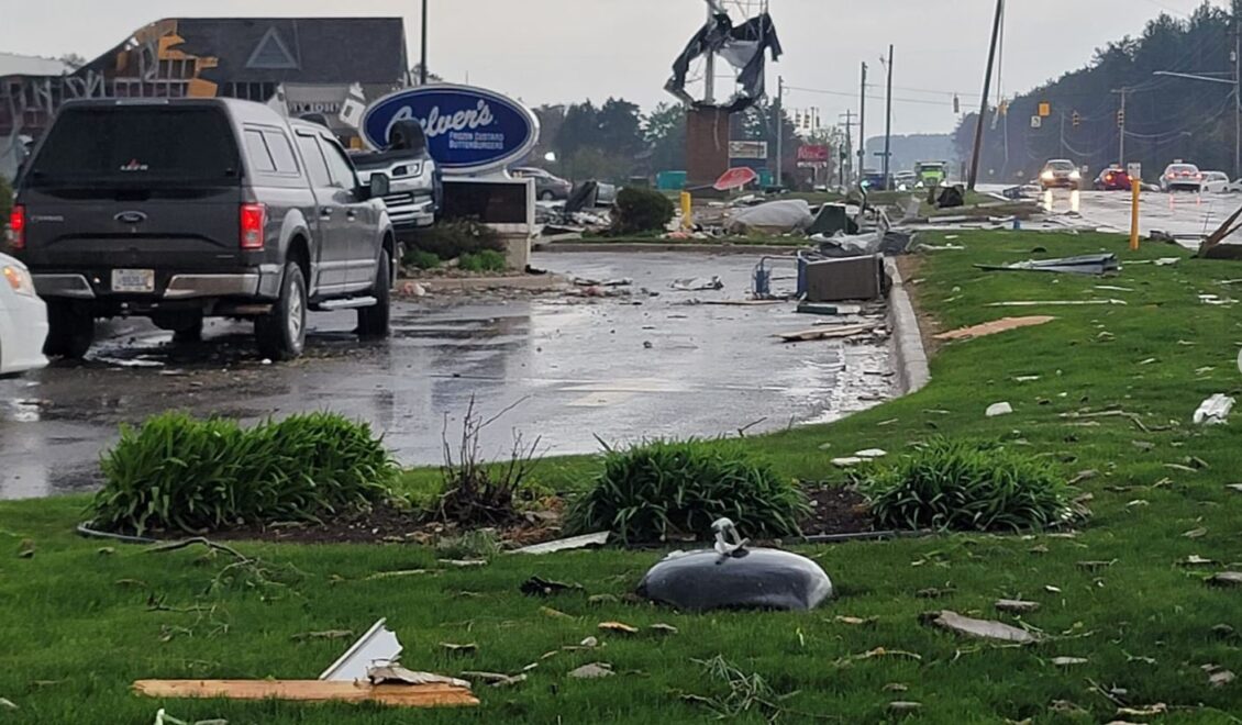 Poderoso tornado causa al menos un muerto y más de 40 heridos en Michigan
