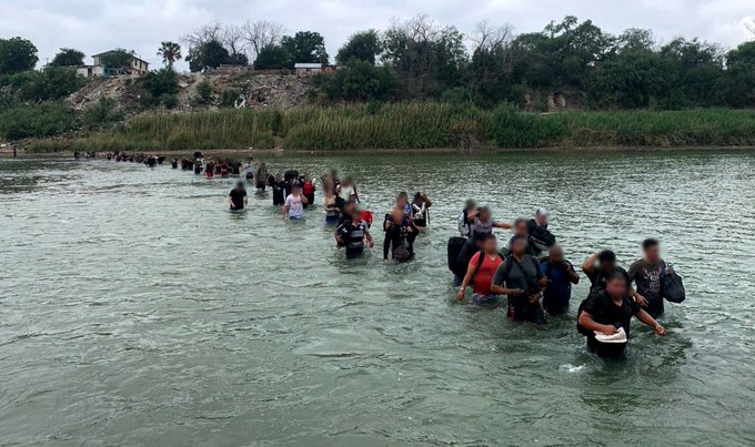 Mueren 9 migrantes al intentar cruzar el río Bravo en la frontera sur de EEUU