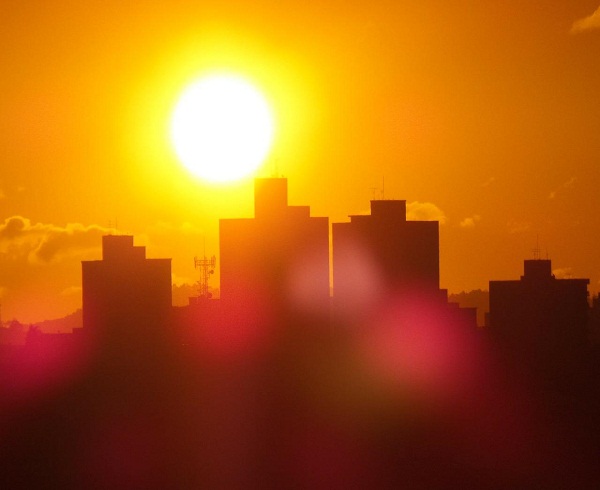 100 millones de personas en EEUU bajo alerta por "peligrosa" ola de calor