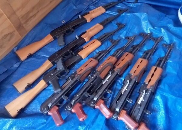 Niño de 12 años de Milwaukee acusado de asesinar a un adulto para robarle sus armas