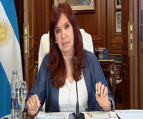 Cristina Kirchner: "No seré candidata a nada; cuando me quede sin fueros, métanme presa"