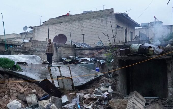 Una madre y sus dos hijas fueron rescatadas con vida en el quinto día tras el terremoto